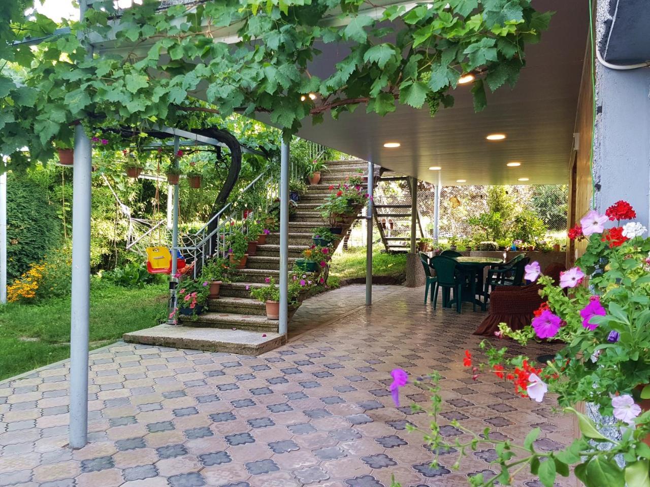 Valiko House In Telavi Ξενοδοχείο Εξωτερικό φωτογραφία